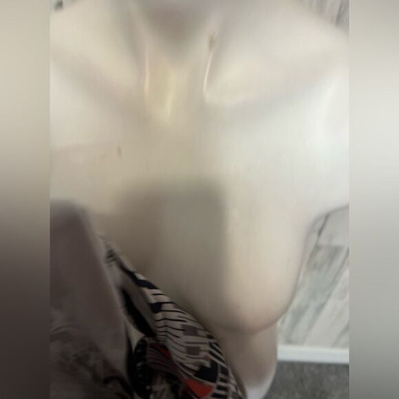 Tan romper  - Picture 6 of 9